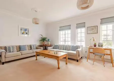Nordic Regency Apartment Челтенхам Экстерьер фото