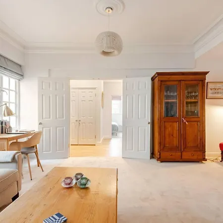 Nordic Regency Apartment Челтенхам Экстерьер фото